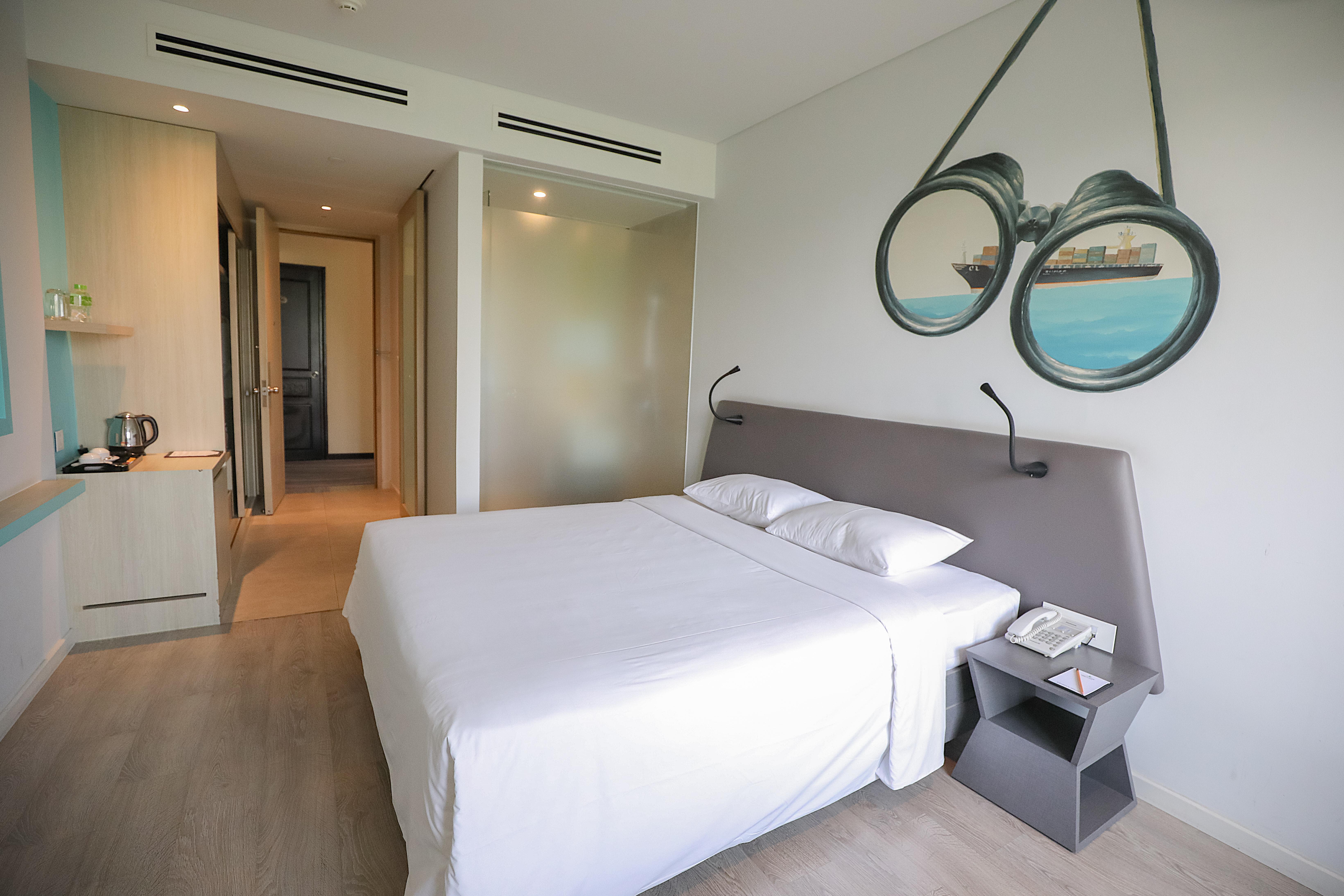 Liberty Hotel Saigon Parkview Ho-Chi-Minh-Stadt Exterior foto
